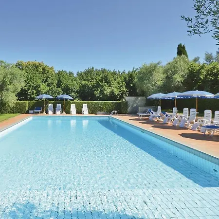 Apartment Casciano 5 *